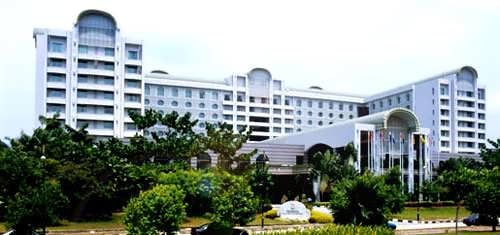 فندق ساما ساما بان باسيفيك سابقا  المطار